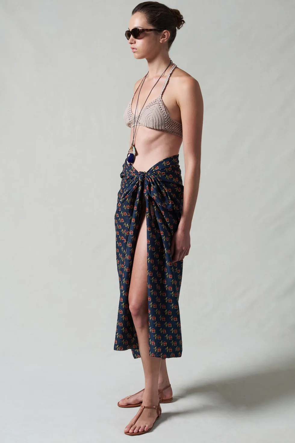 Rose Printed Sarong Midnight