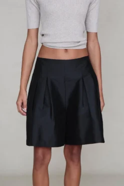 Techno Taffeta Long Shorts Black