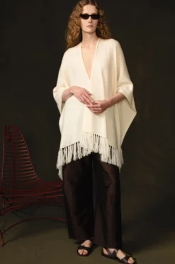 Wool Cashmere Knit Cape Aspen White